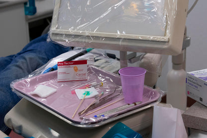 ProTector Needle Sheath Prop for Single Handed Recapping 2.5" x 3.25", Heavyweight Autoclavable Paper, Single-Use, Disposable, Fits Most  (500/Box)